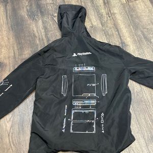 Uniqlo ps4 wind breaker black